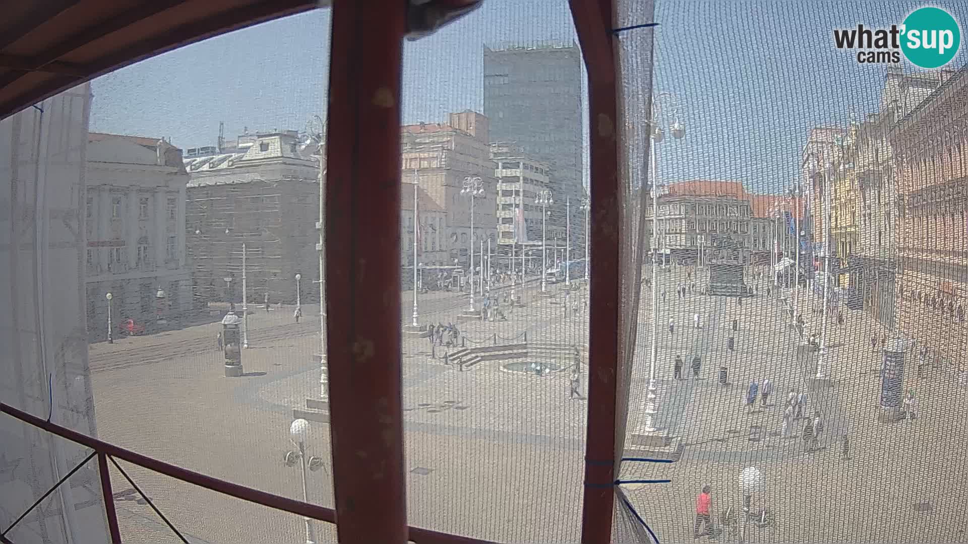 Zagreb Live Webcam – Bana Jelačić square