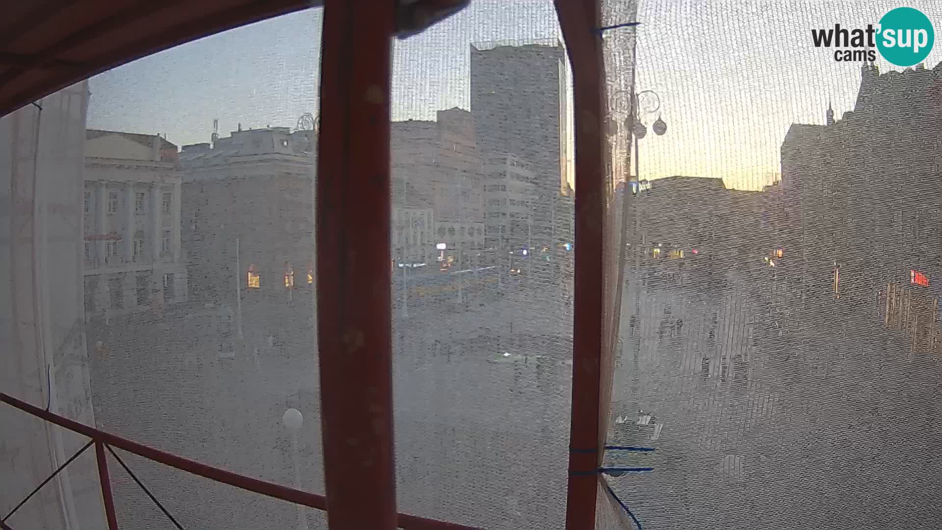 Zagreb Livecam – Bana Jelačić square