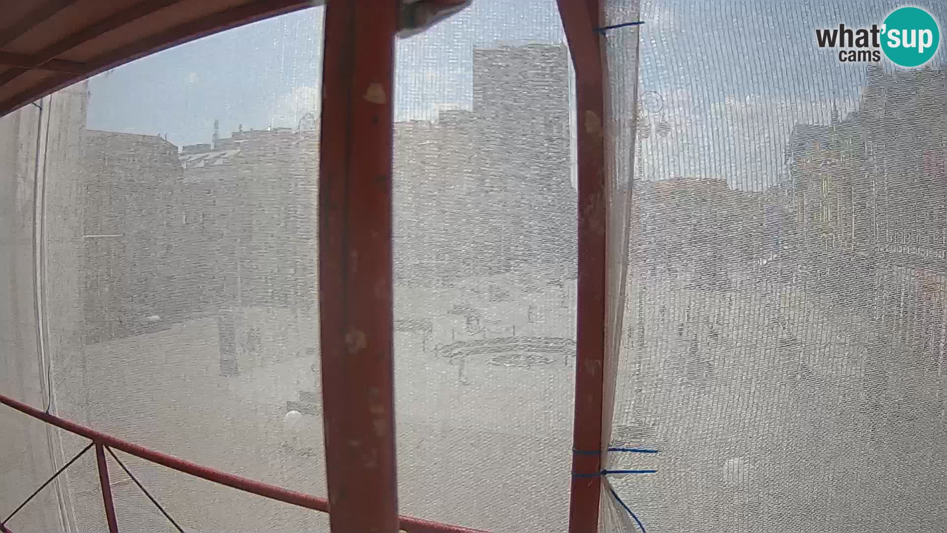 Zagreb Live Webcam – Bana Jelačić square