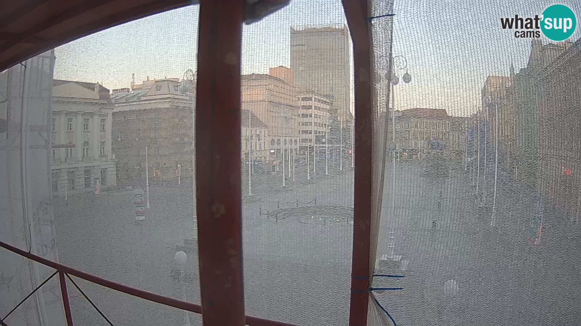 Zagreb web kamera trg Bana Jelačića