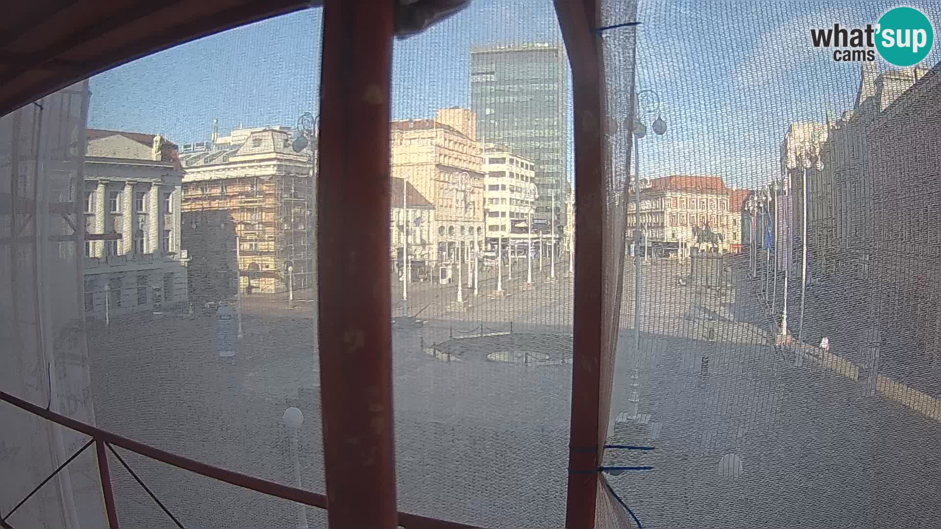 Zagreb Livecam – Bana Jelačić square