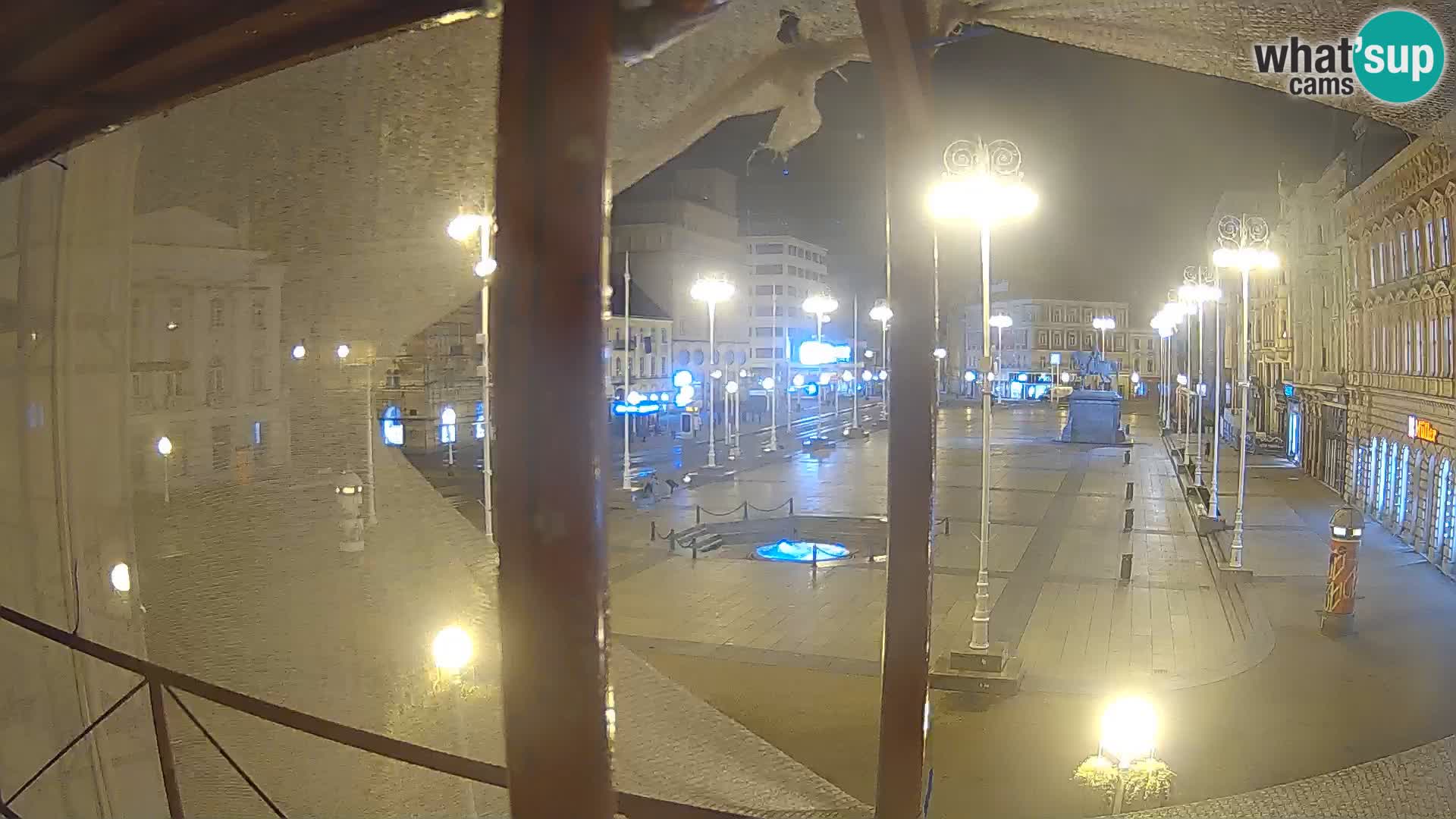 Zagreb Live Webcam – Bana Jelačić square