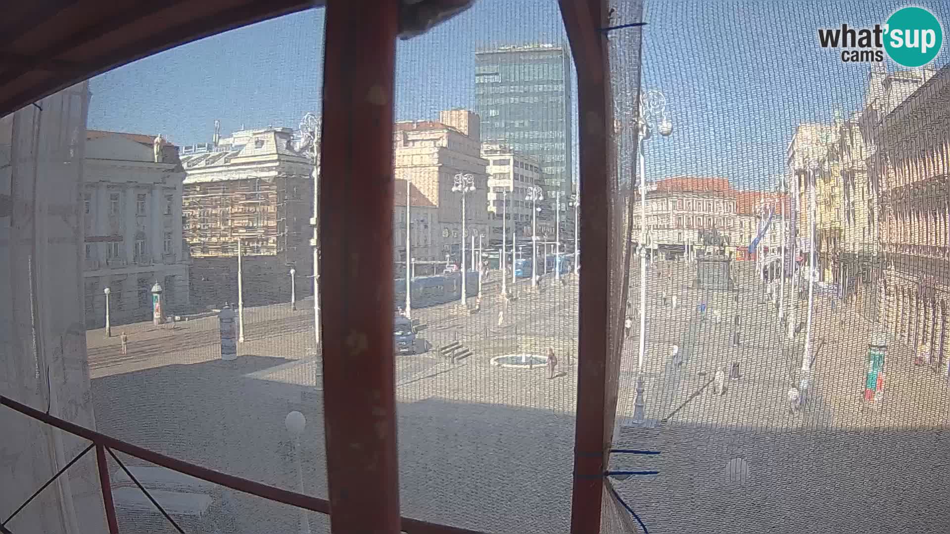 Zagreb Livecam – Bana Jelačić square