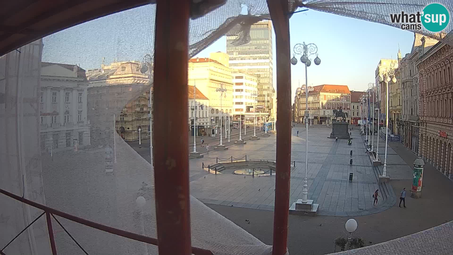 Zagreb web kamera trg Bana Jelačića
