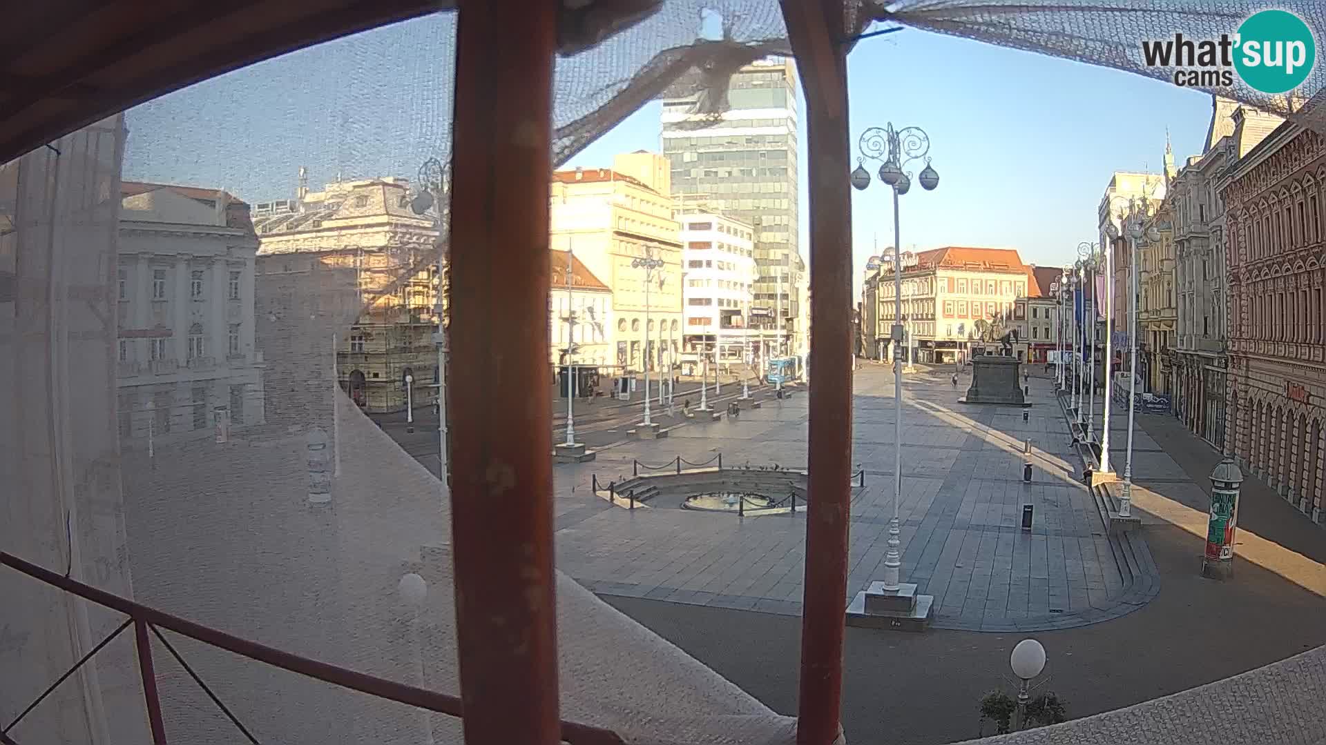 Zagreb web kamera trg Bana Jelačića