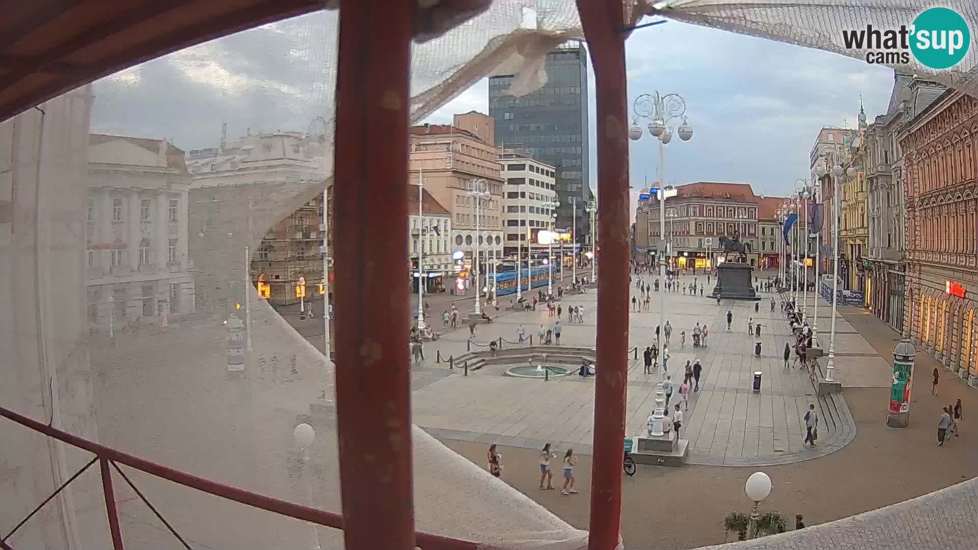Zagreb Livecam – Bana Jelačić square