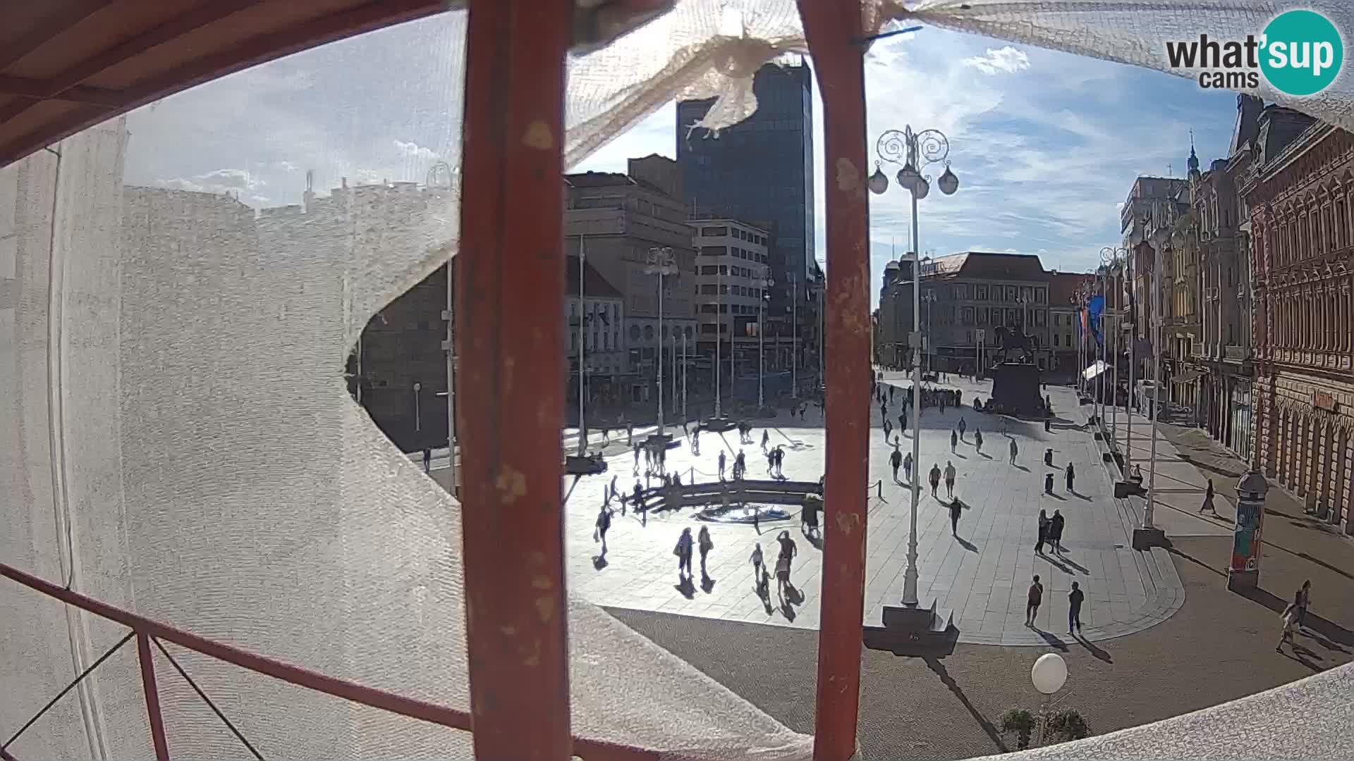 Zagreb Livecam – Bana Jelačić square