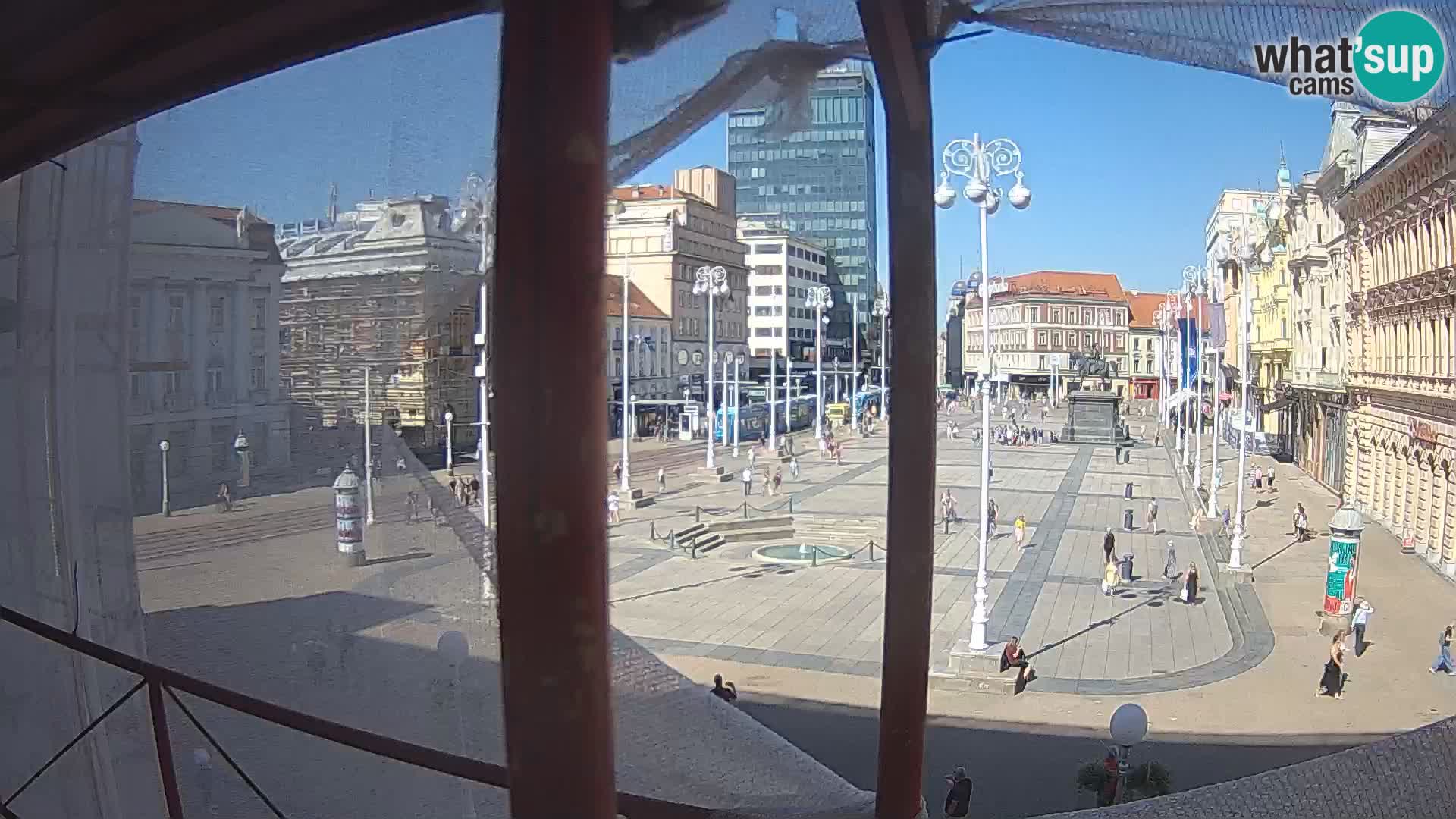 Zagreb Livecam – Bana Jelačić square