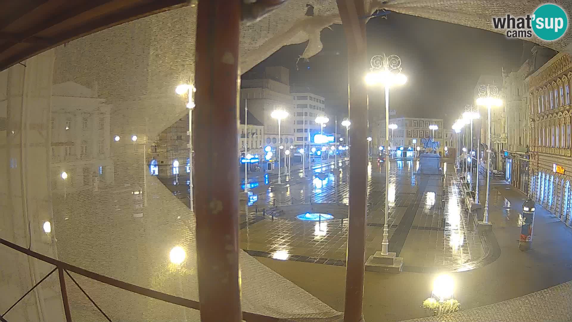 Zagreb Live Webcam – Bana Jelačić square