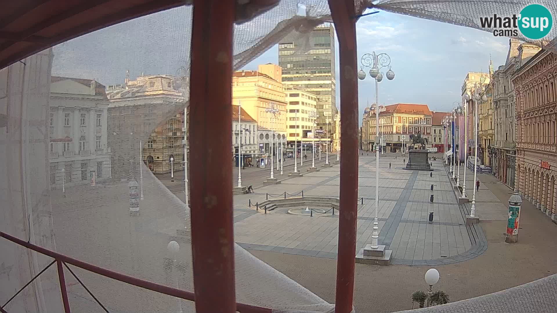 Zagreb Livecam – Bana Jelačić square