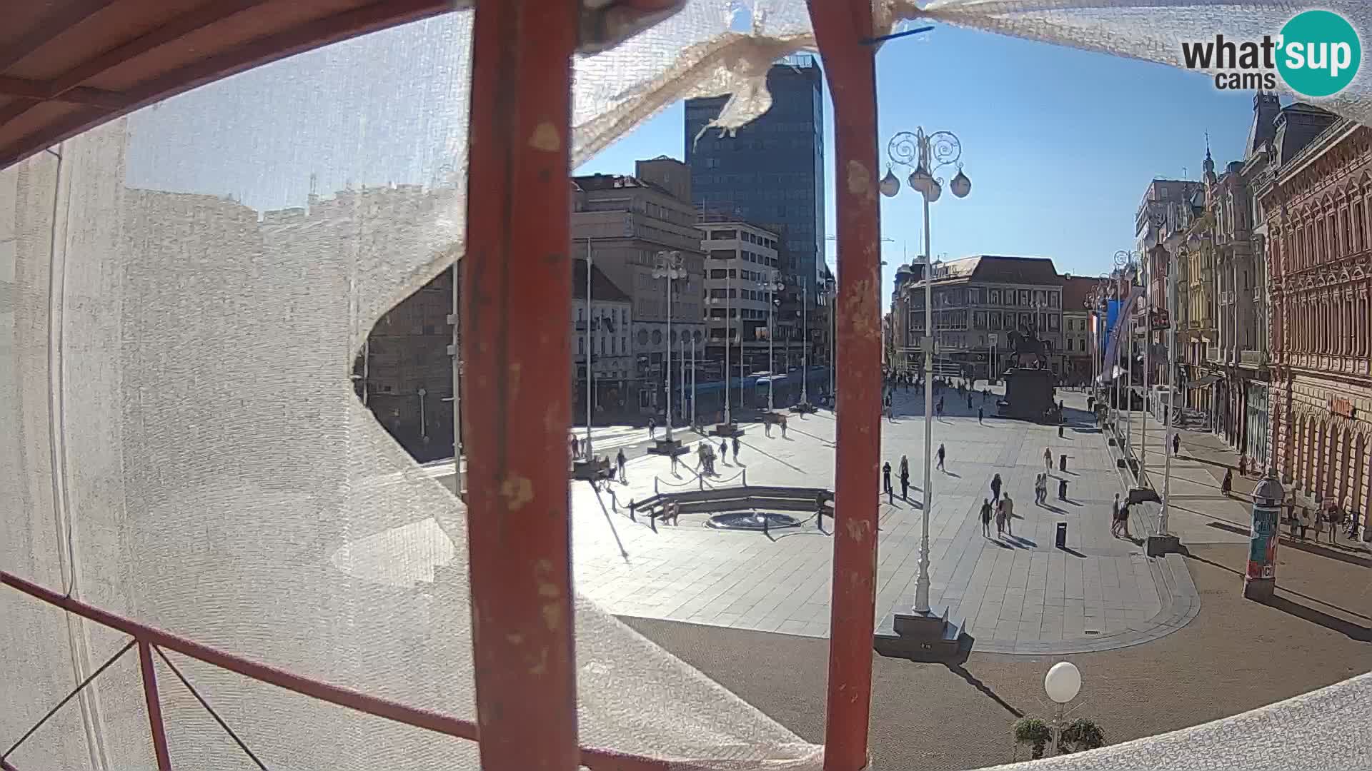 Zagreb Livecam – Bana Jelačić square