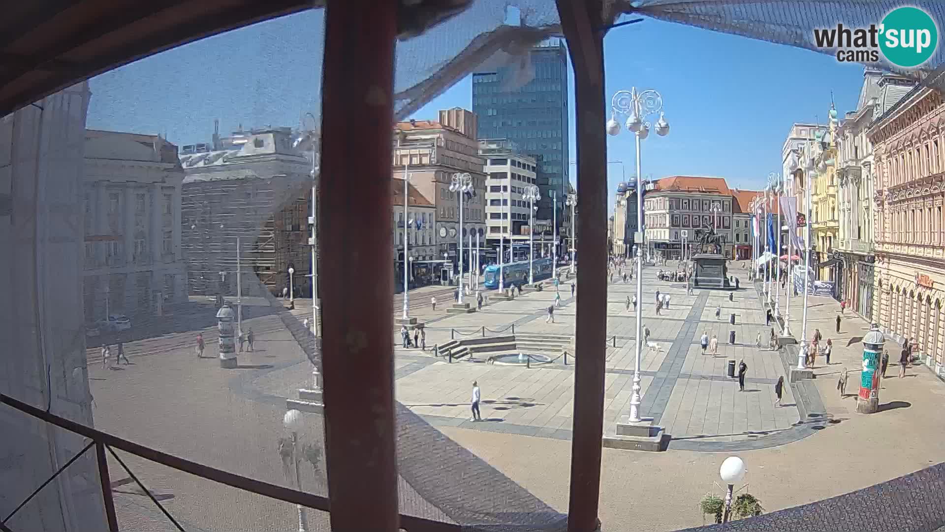 Zagreb spletna kamera trg Bana Jelačića
