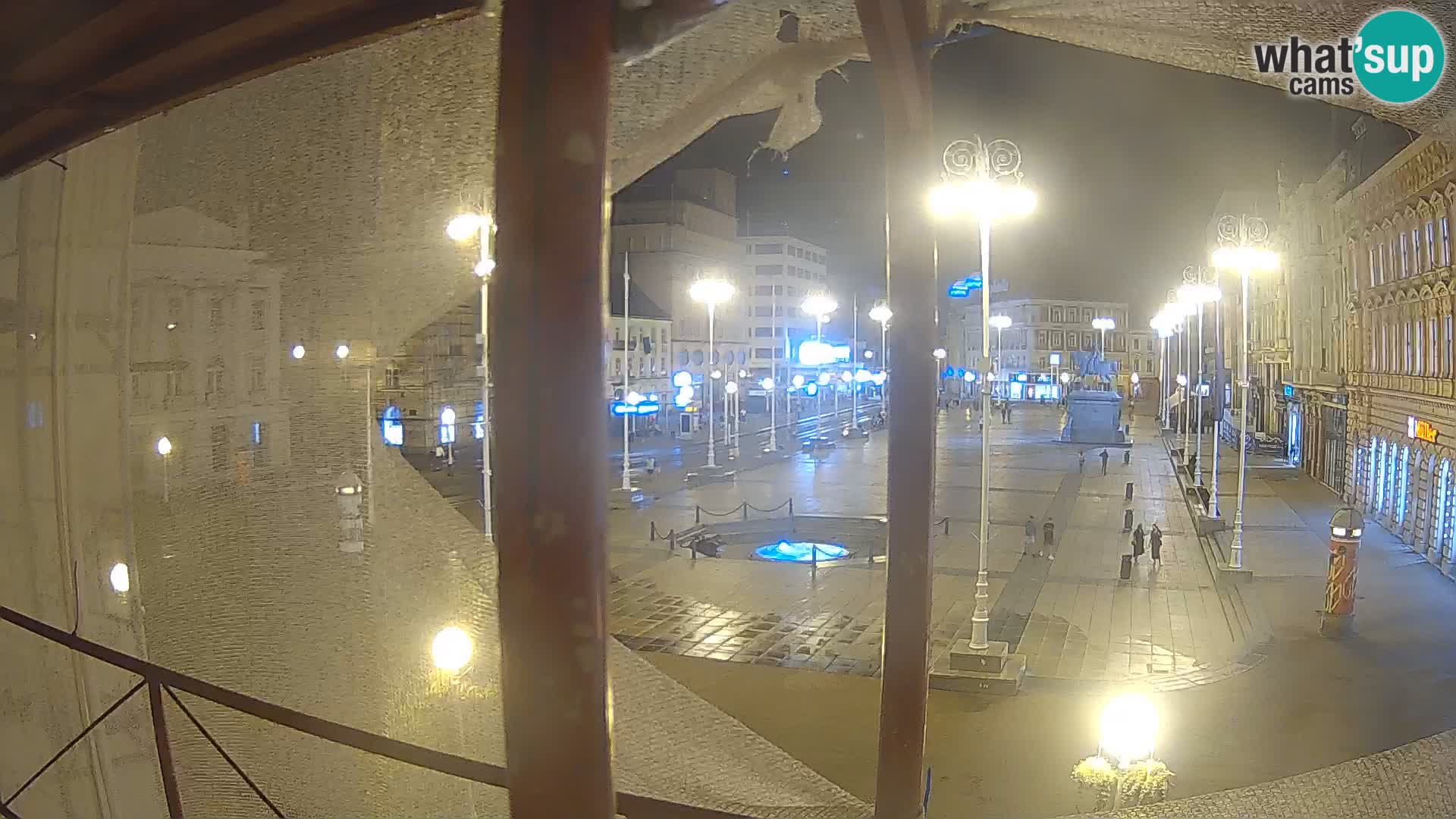 Zagreb Live Webcam – Bana Jelačić square