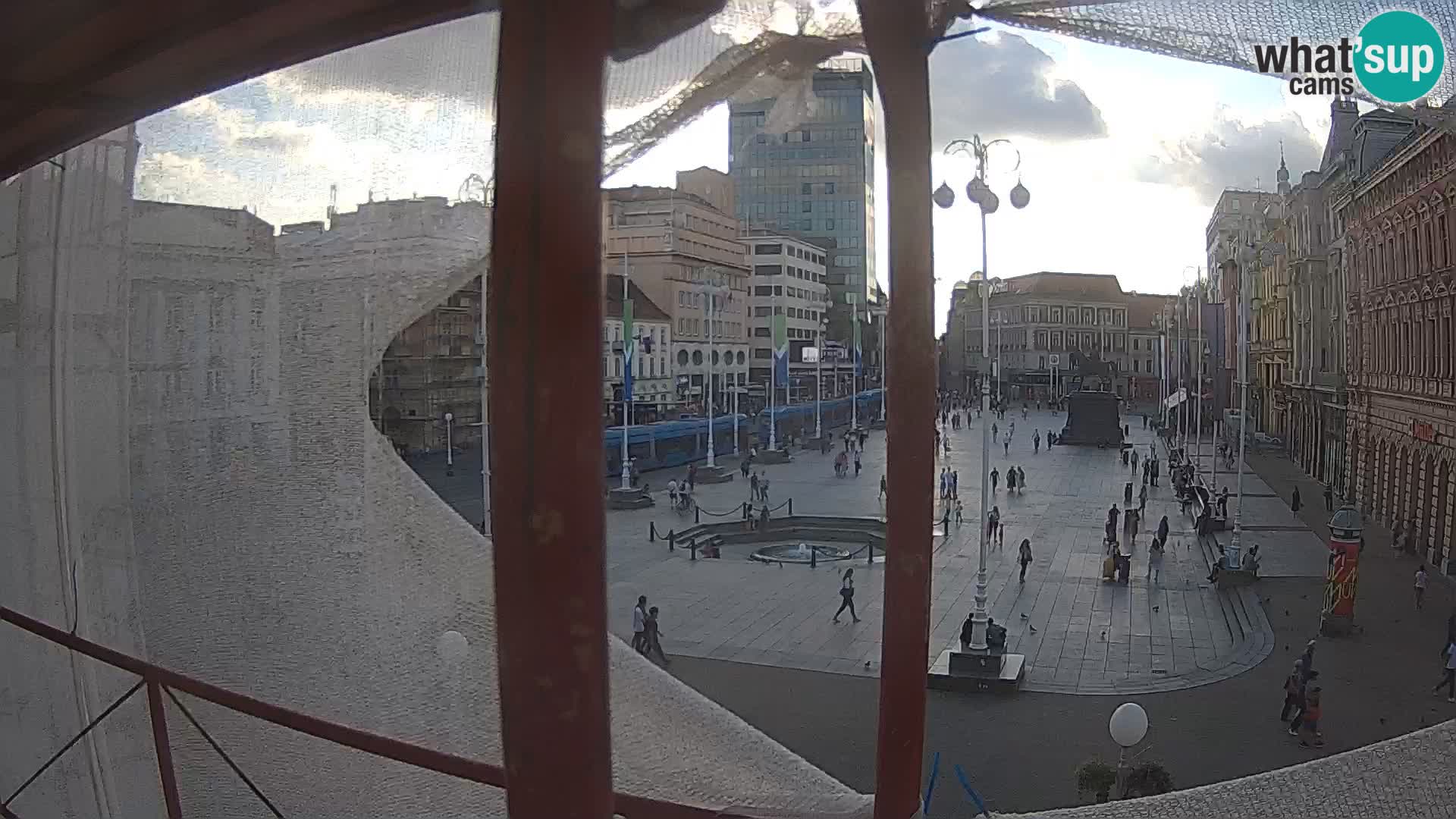 Zagreb Livecam – Bana Jelačić square