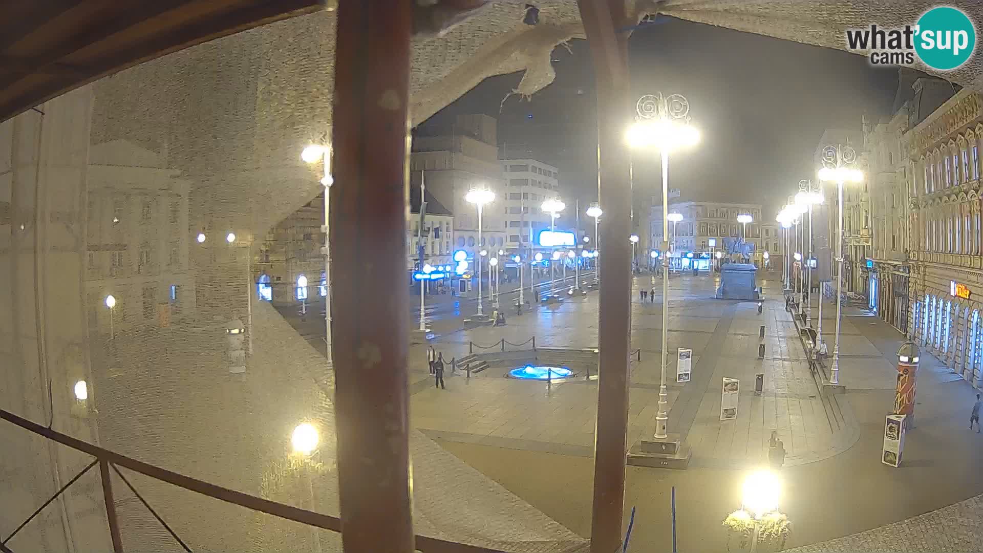 Zagreb Live Webcam – Bana Jelačić square