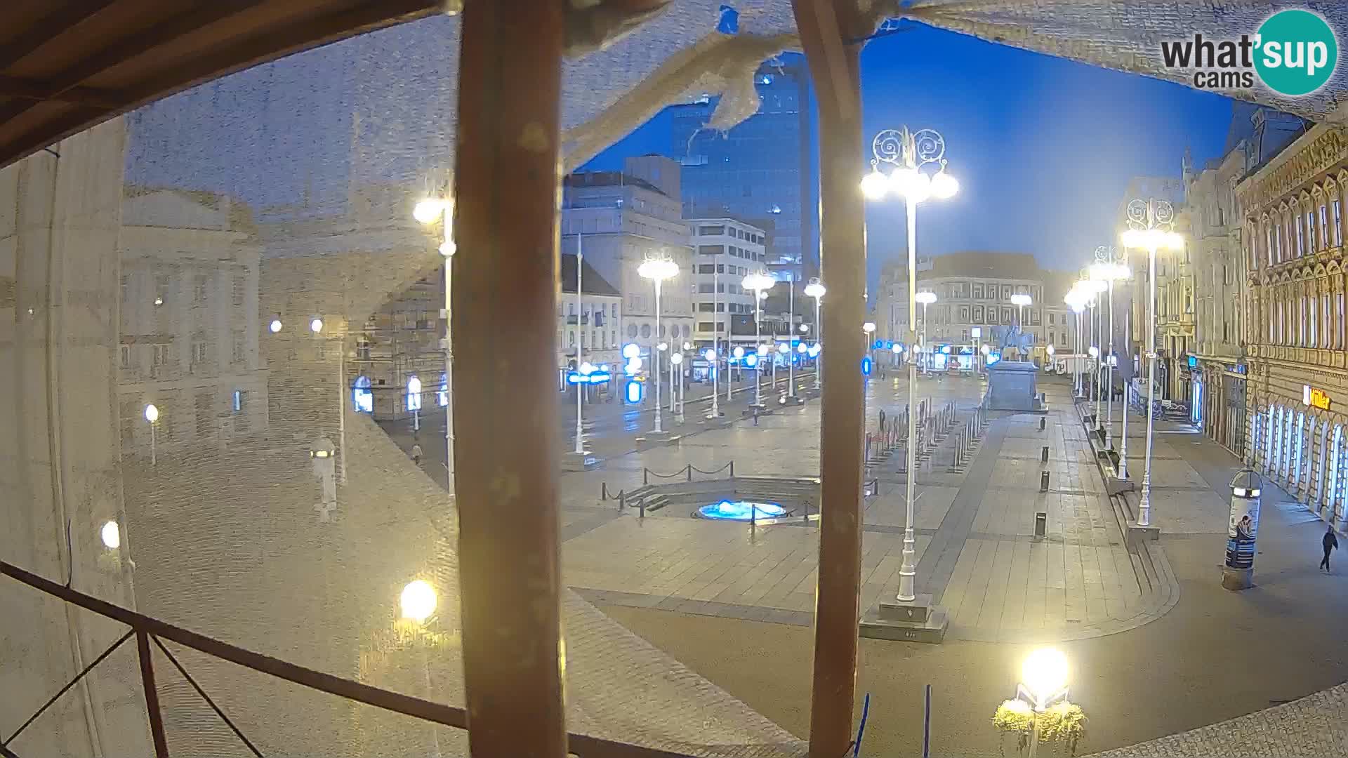 Zagreb Live Webcam – Bana Jelačić square