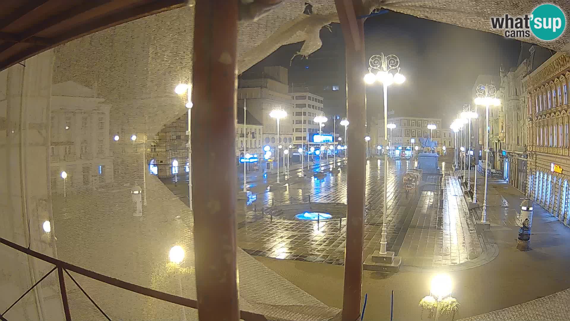 Zagreb spletna kamera trg Bana Jelačića