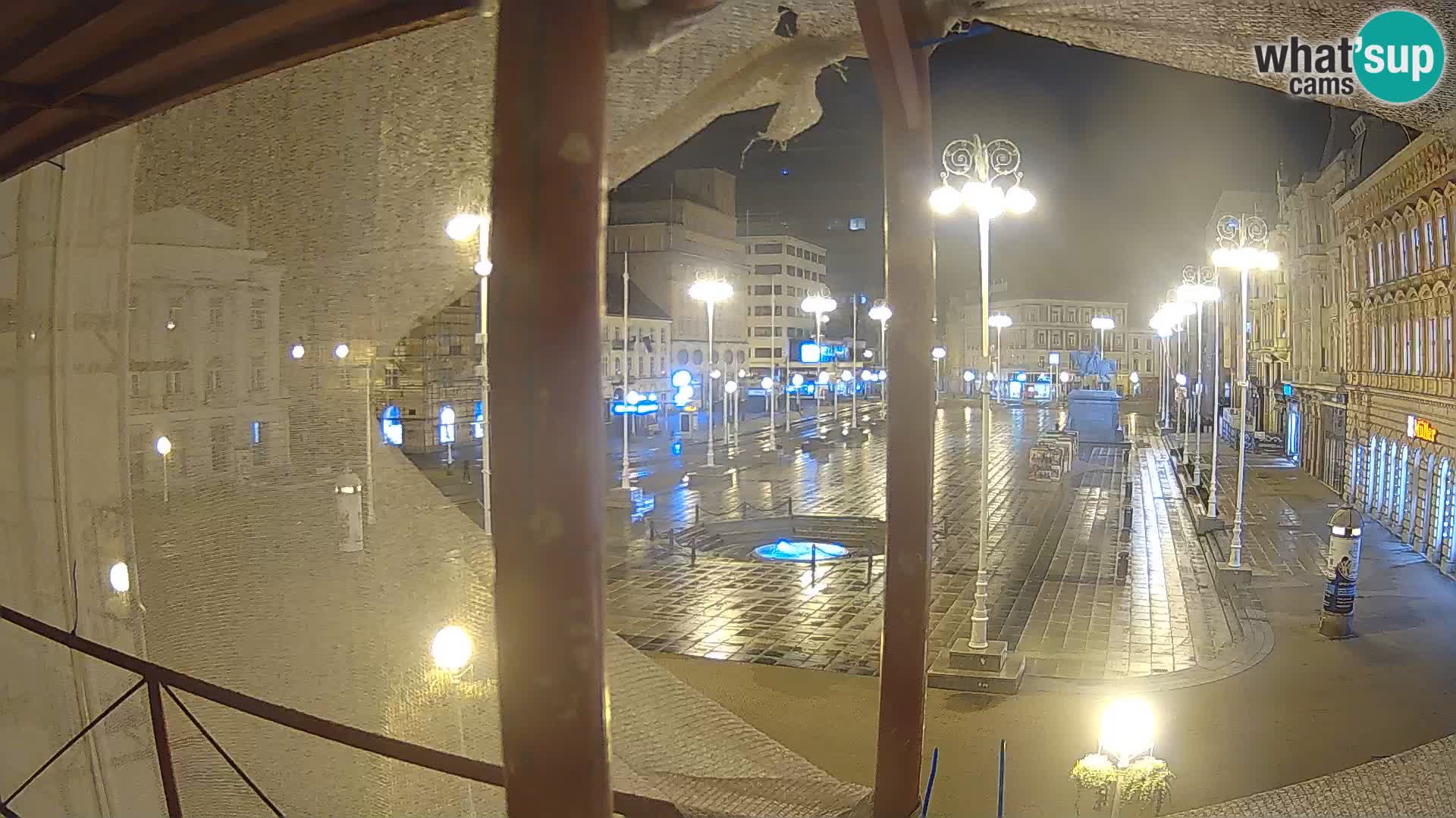 Zagreb spletna kamera trg Bana Jelačića