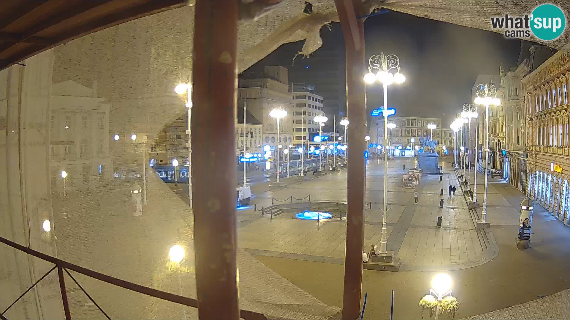 Zagreb Live Webcam – Bana Jelačić square