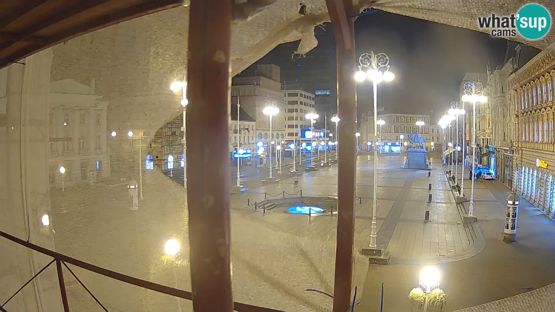 Zagreb Live Webcam – Bana Jelačić square