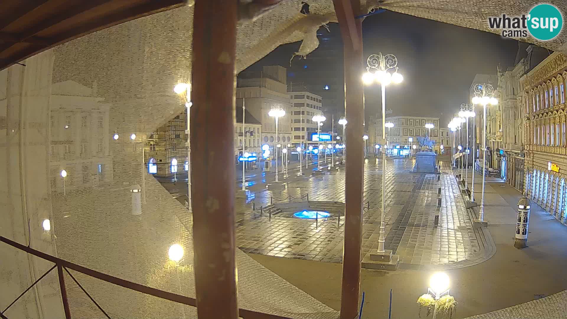 Zagreb Live Webcam – Bana Jelačić square