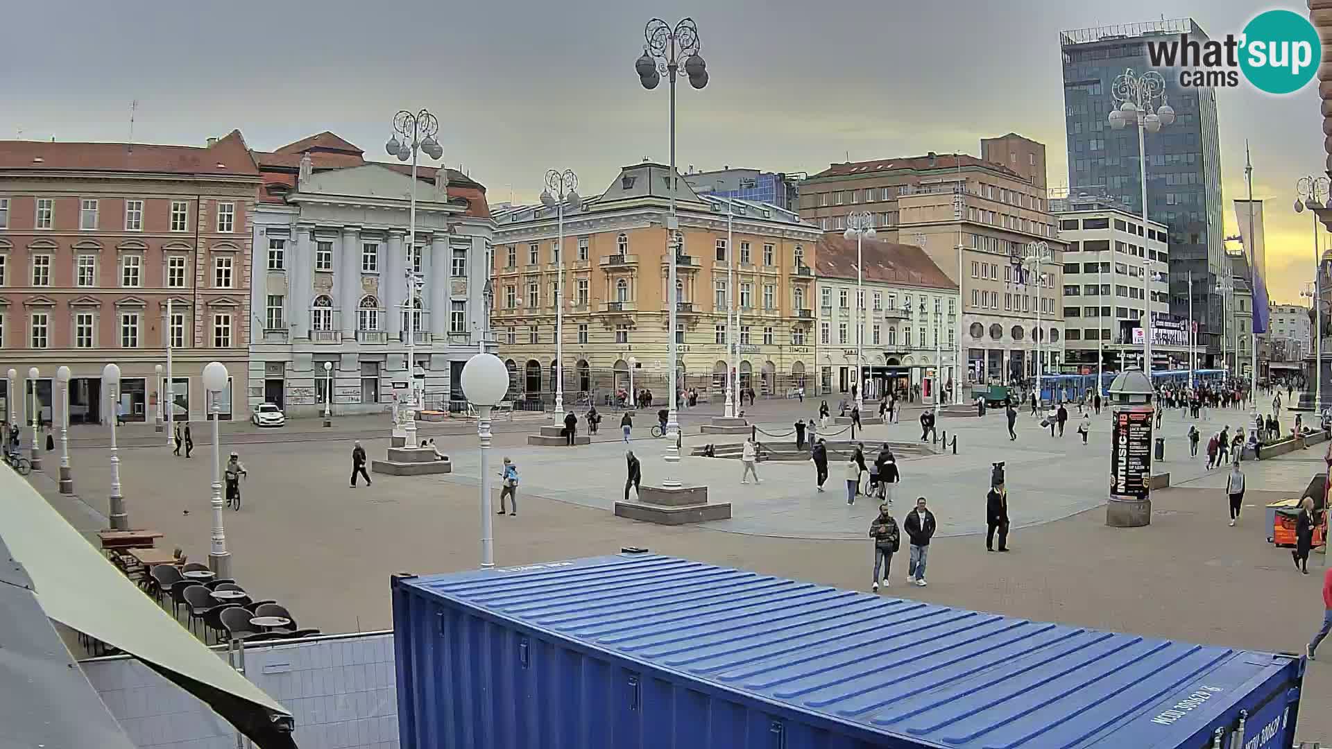Zagreb web kamera trg Bana Jelačića