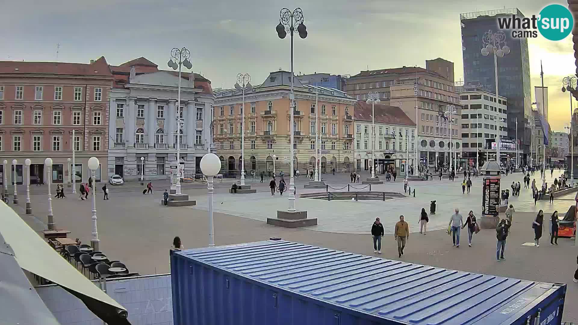 Zagreb web kamera trg Bana Jelačića