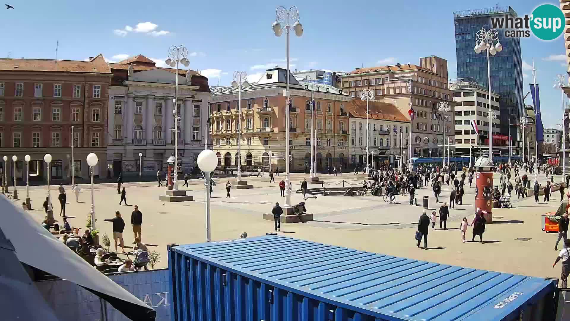 Zagreb Live Webcam – Bana Jelačić square
