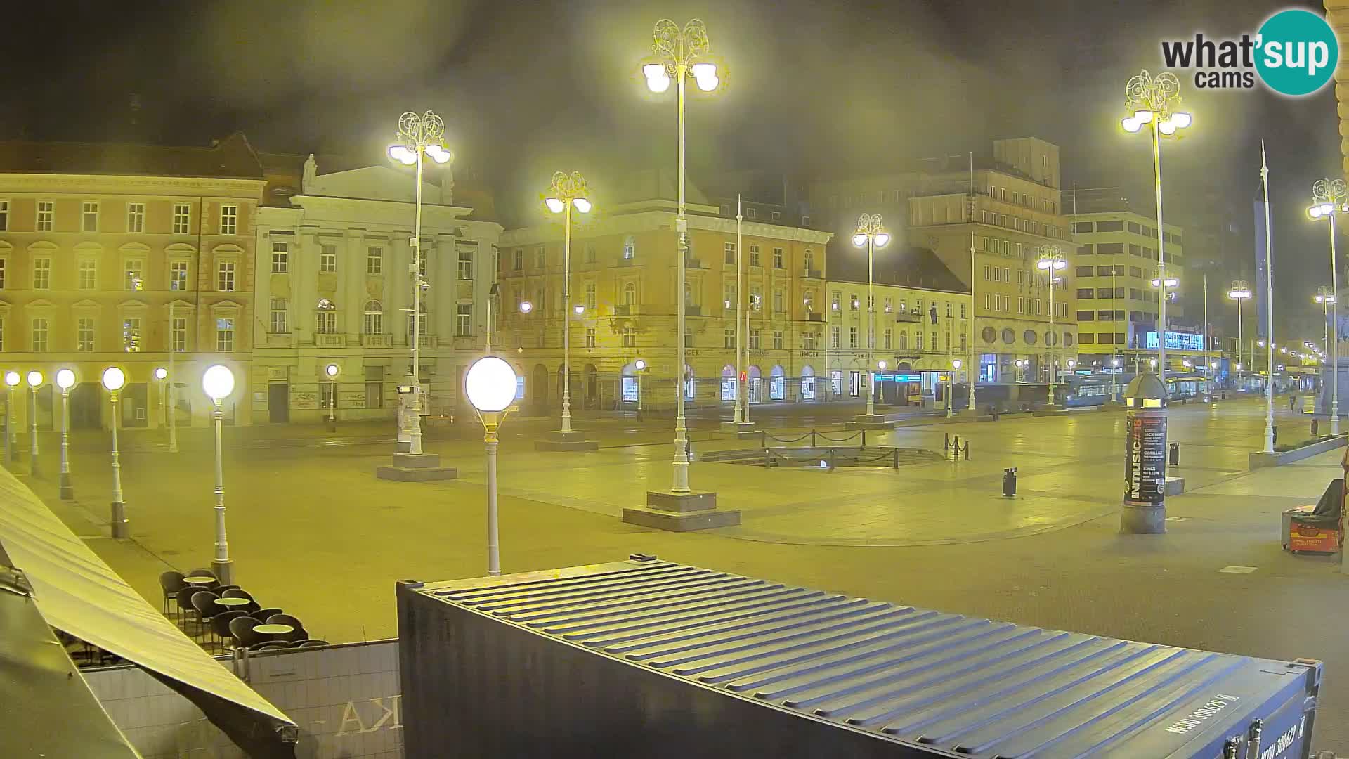 Zagreb Live Webcam – Bana Jelačić square