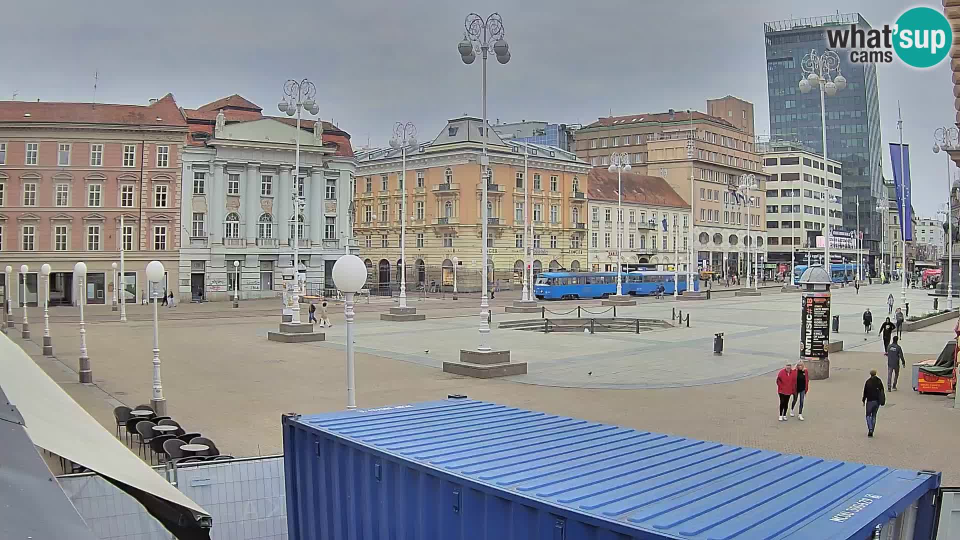 Zagreb Live Webcam – Bana Jelačić square