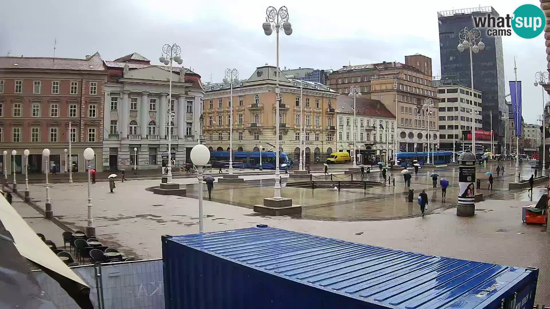 Zagreb Live Webcam – Bana Jelačić square