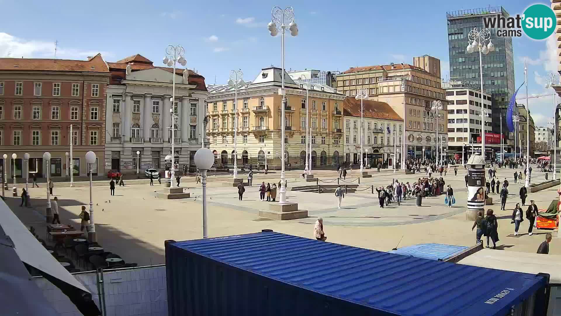 Zagreb Live Webcam – Bana Jelačić square