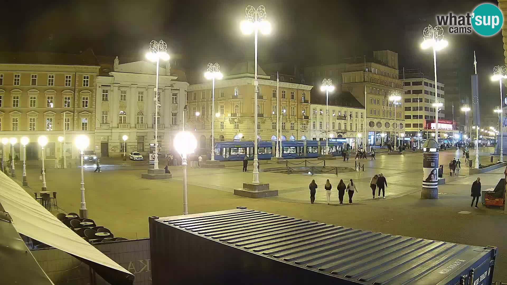 Zagreb Live Webcam – Bana Jelačić square
