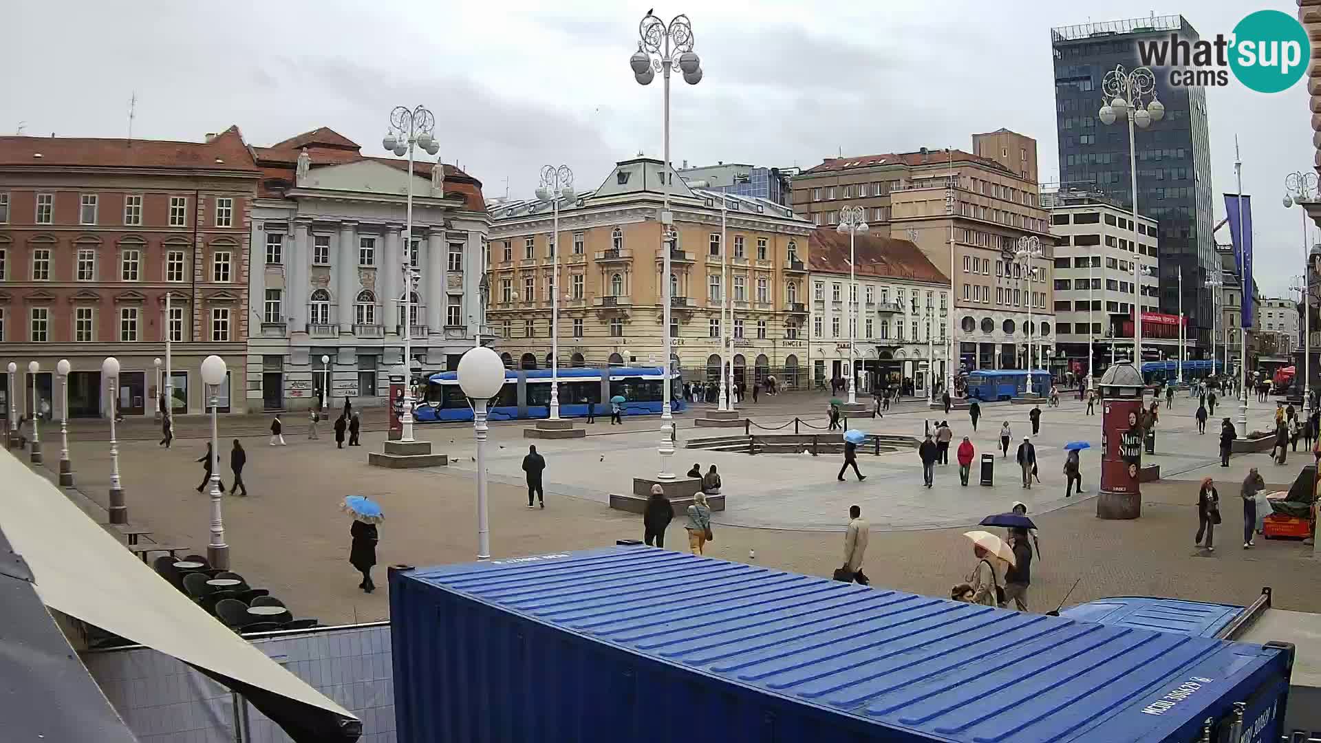 Zagreb Live Webcam – Bana Jelačić square