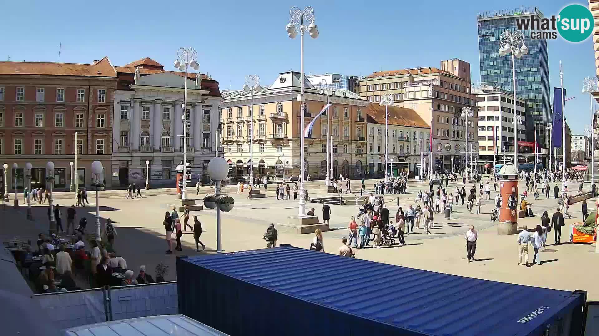 Zagreb Live Webcam – Bana Jelačić square