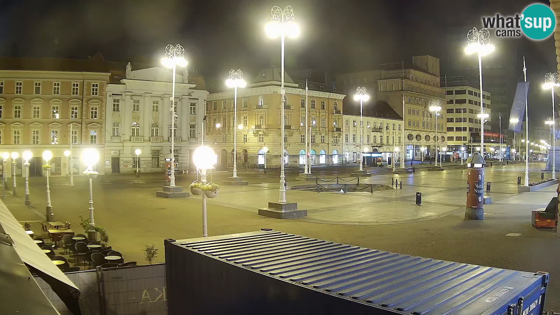Zagreb Live Webcam – Bana Jelačić square