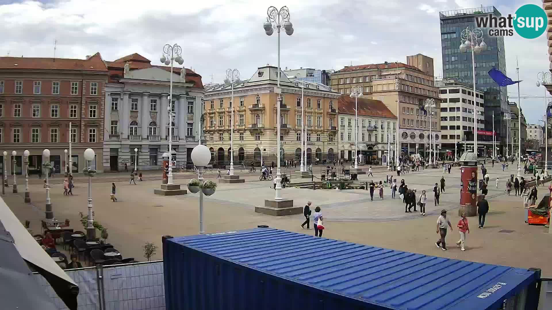 Zagreb Live Webcam – Bana Jelačić square