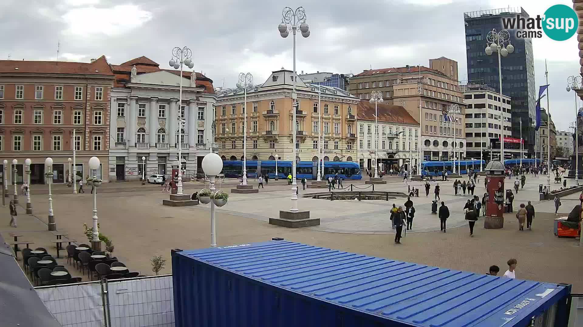 Zagreb Live Webcam – Bana Jelačić square