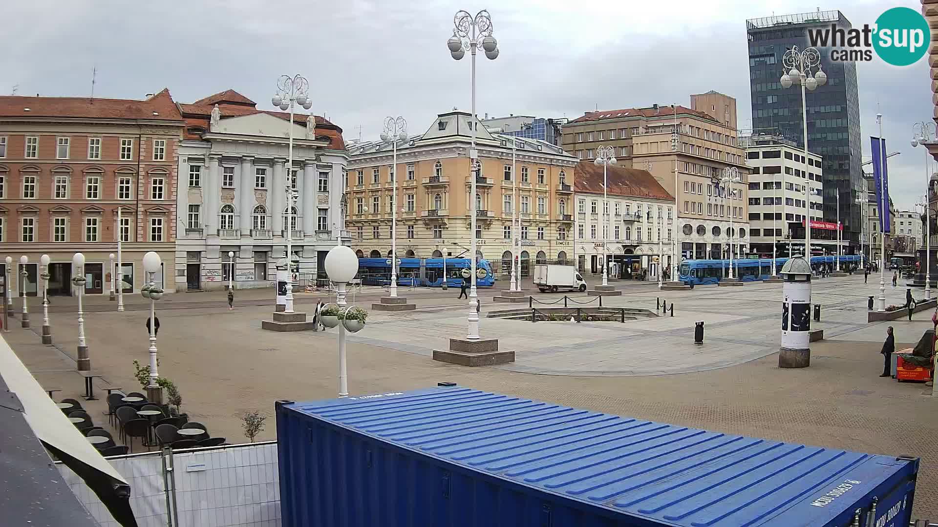 Zagreb Live Webcam – Bana Jelačić square