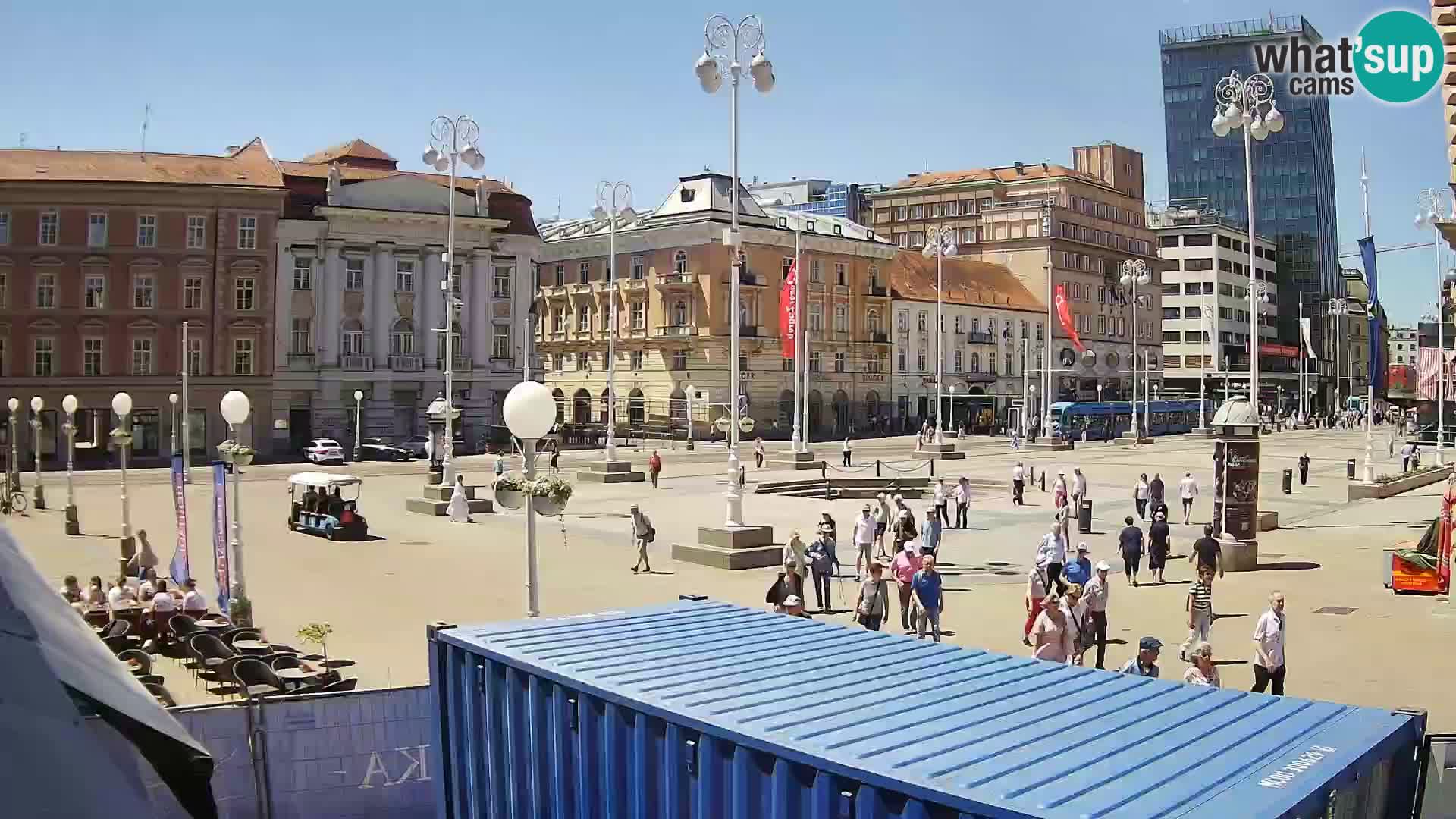 Zagreb Live Webcam – Bana Jelačić square