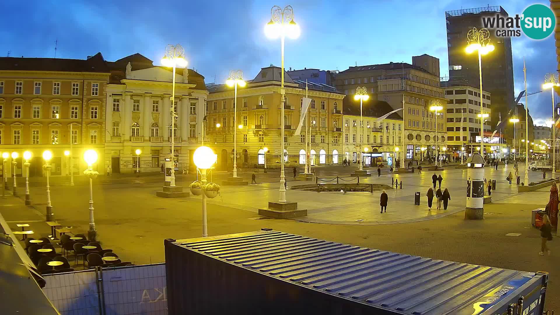 Zagreb web kamera trg Bana Jelačića