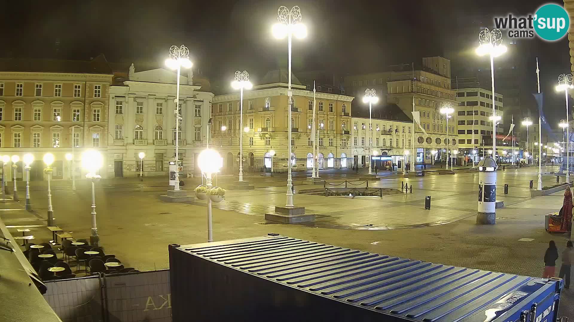 Zagreb Live Webcam – Bana Jelačić square