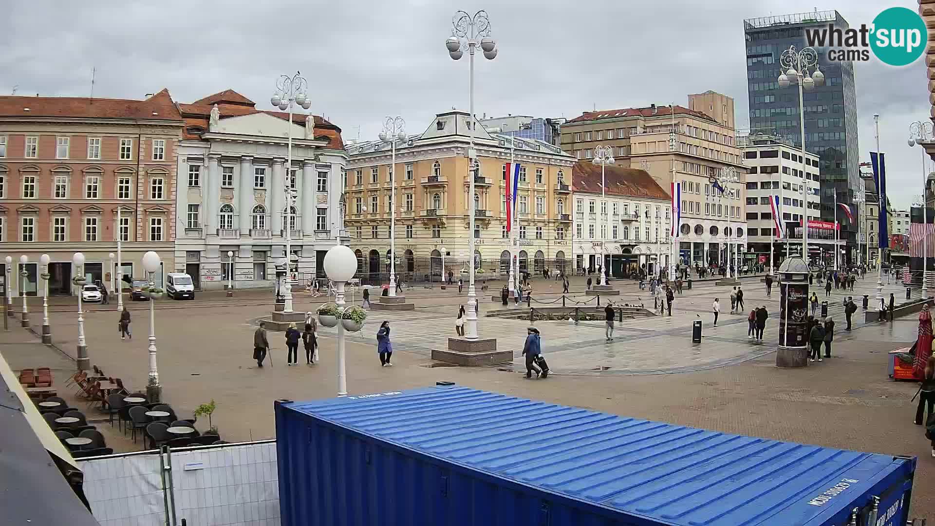 Zagreb Live Webcam – Bana Jelačić square