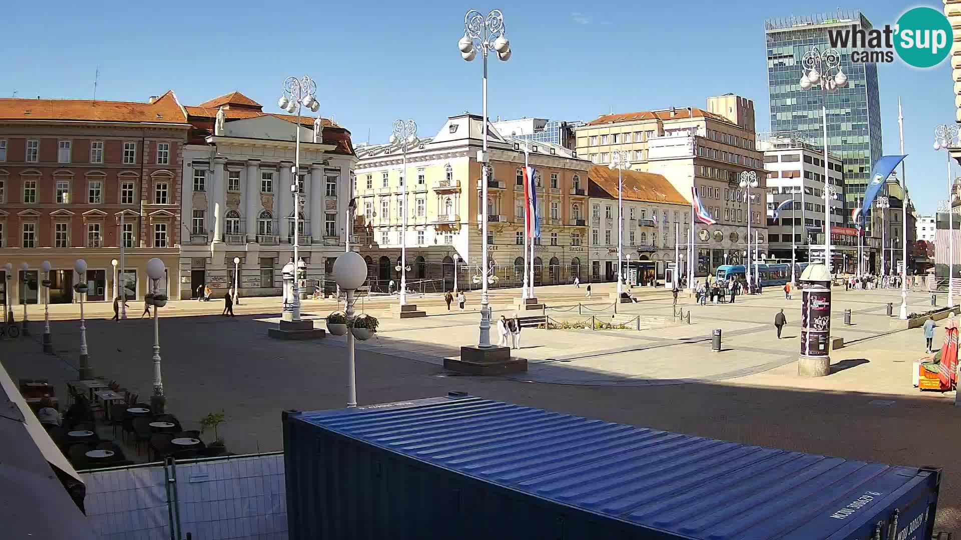 Zagreb Live Webcam – Bana Jelačić square
