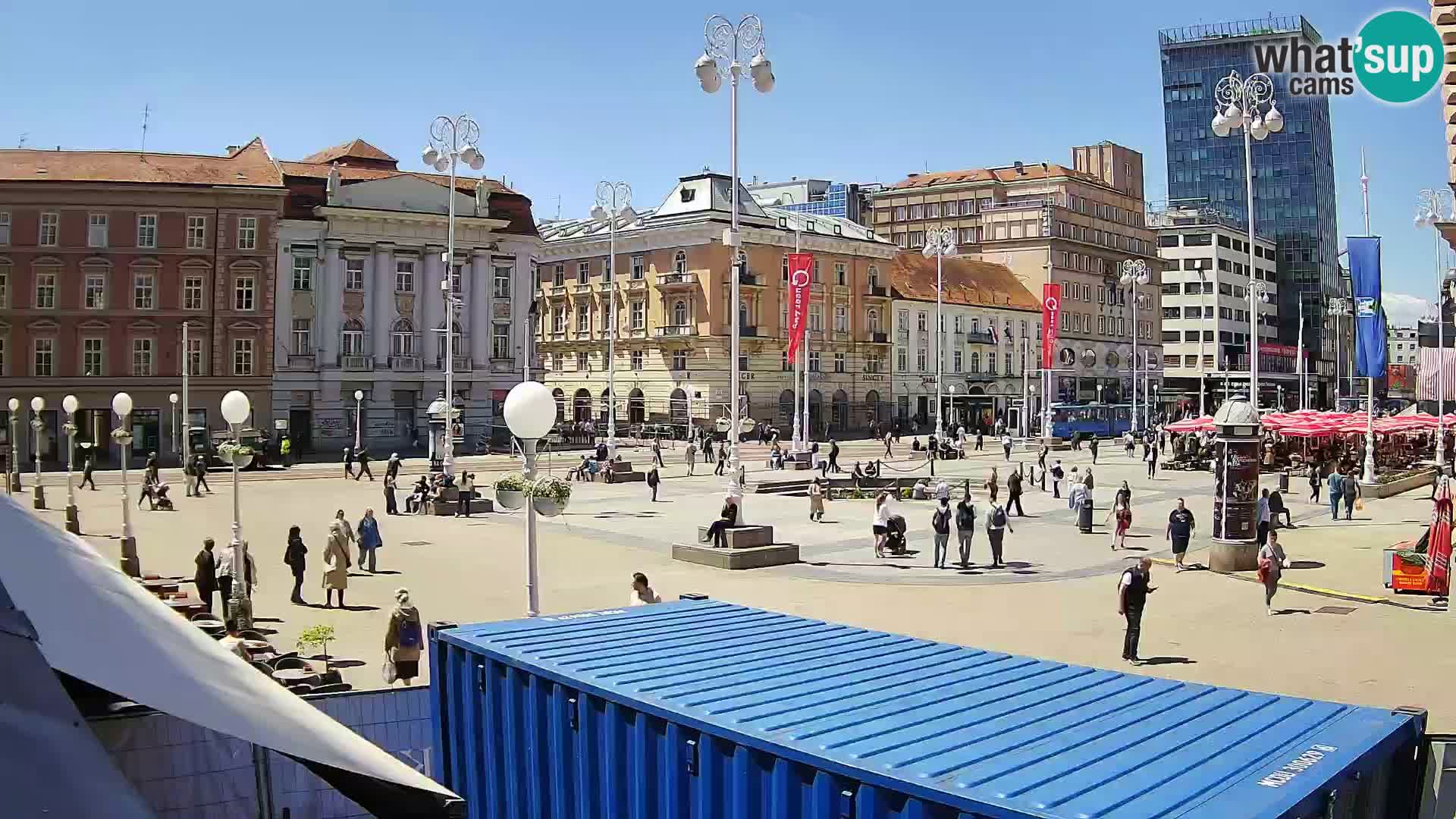 Zagreb Live Webcam – Bana Jelačić square