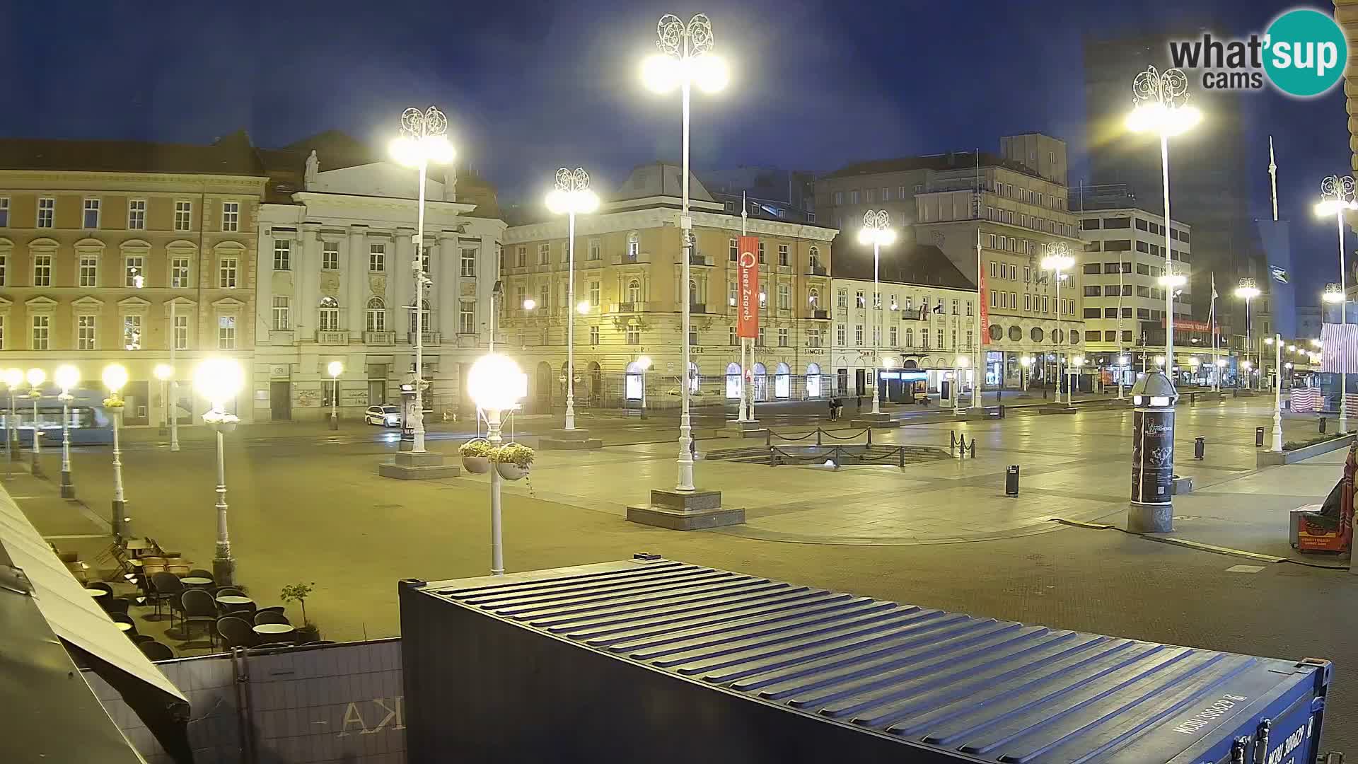 Zagreb Live Webcam – Bana Jelačić square