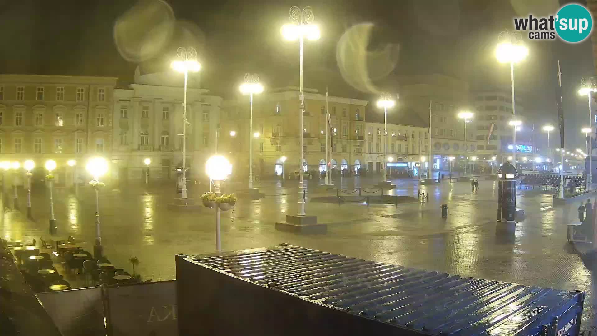 Zagreb Live Webcam – Bana Jelačić square