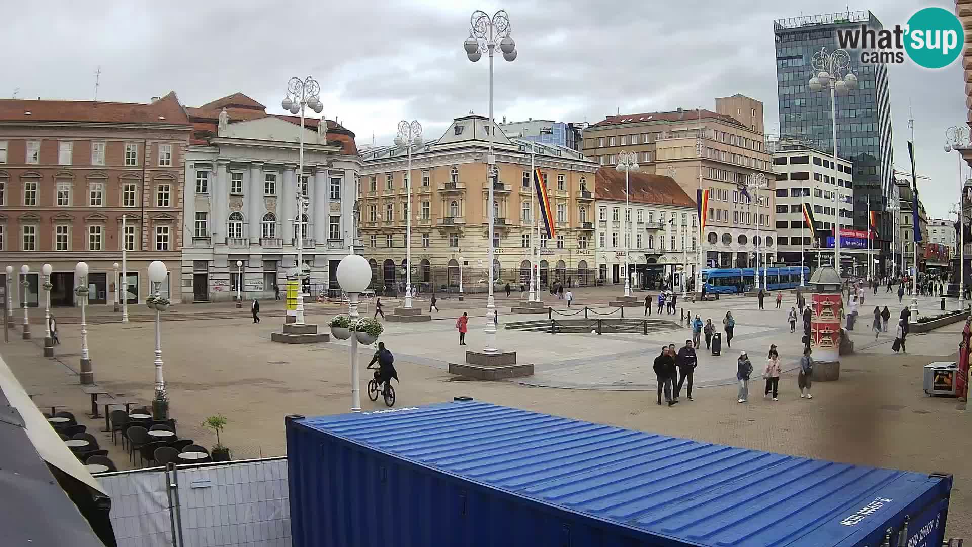 Zagreb Live Webcam – Bana Jelačić square