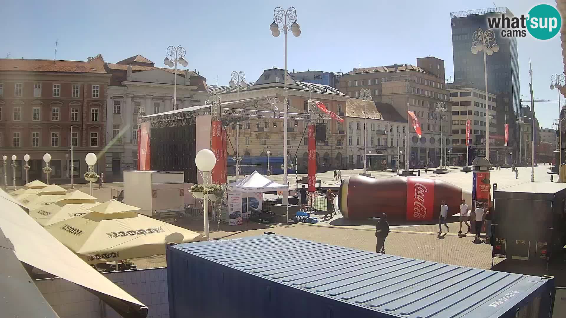 Zagreb spletna kamera trg Bana Jelačića