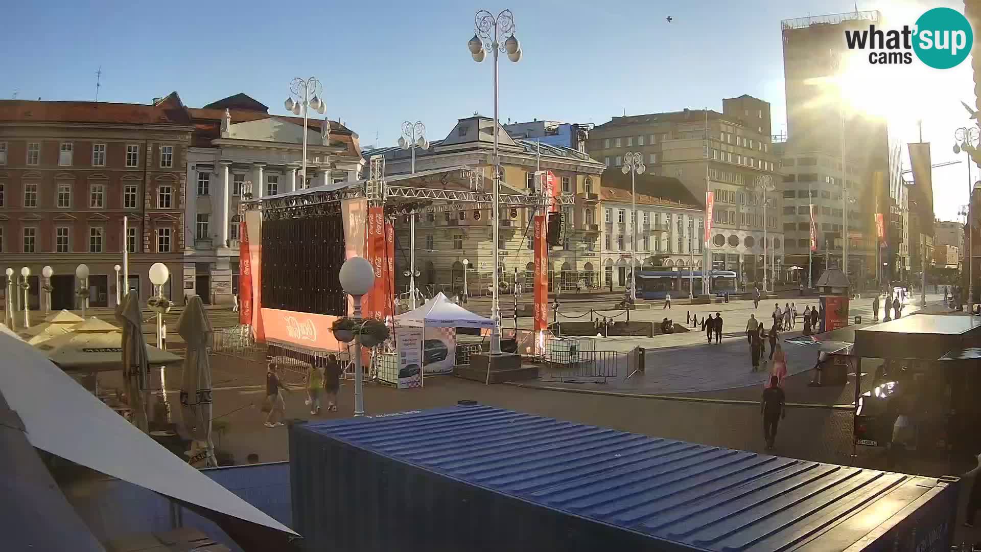 Zagreb Live Webcam – Bana Jelačić square